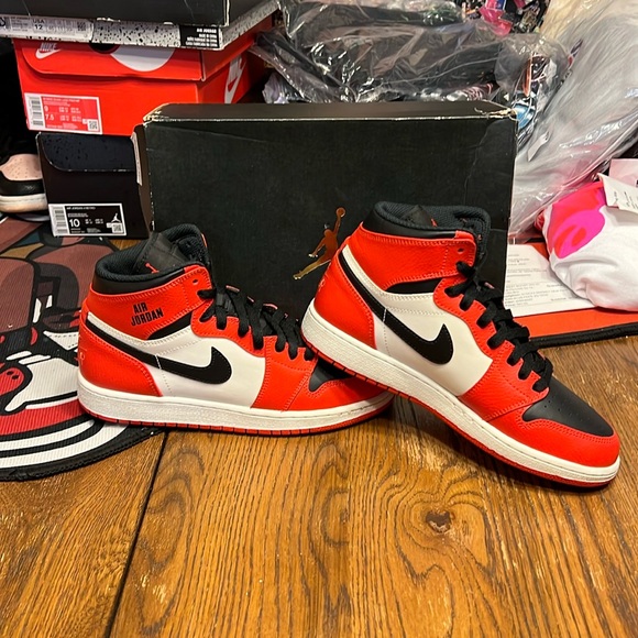 Jordan Rare Air Max Orange 1 - Picture 1 of 4